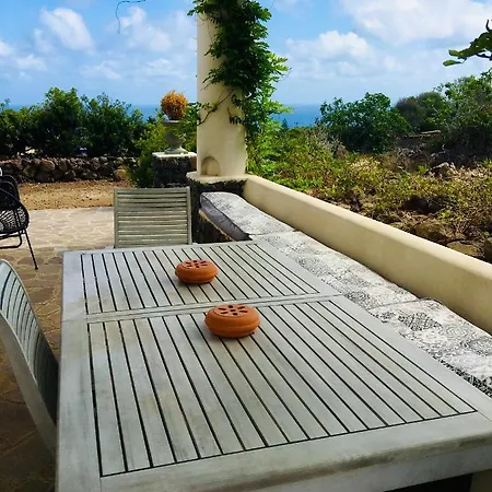 Villa La Nera Isola di Ustica